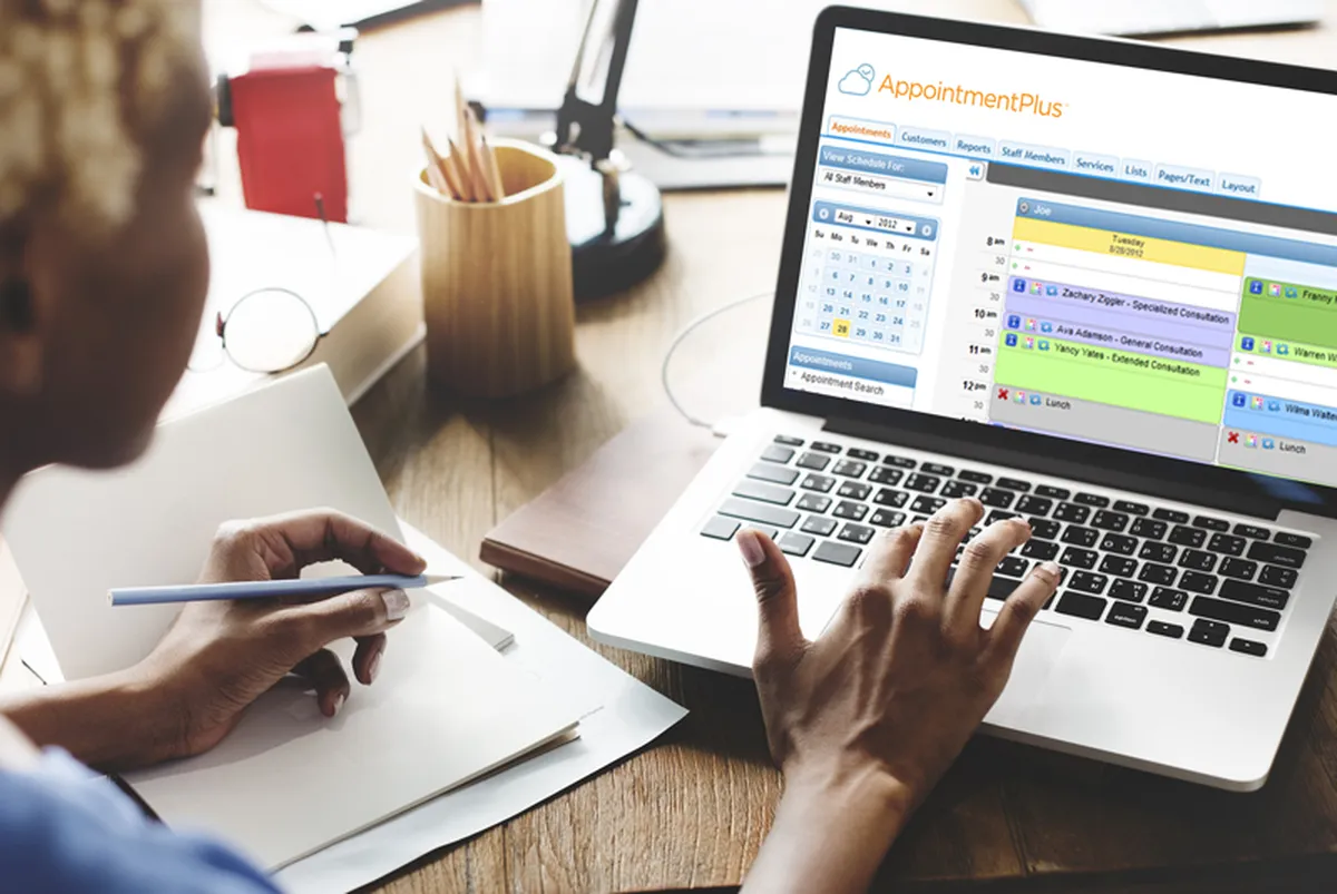 AppointmentPlus : avis des utilisateurs, avantages & inconvénients de ce logiciel de prise de rendez-vous en ligne