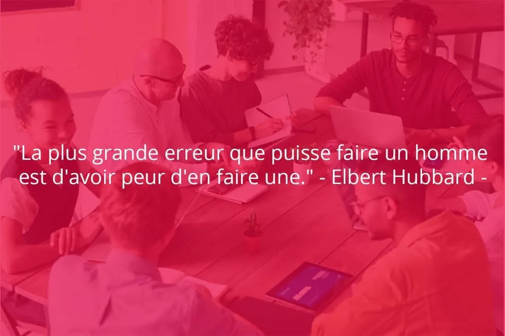 Citation de Elbert Hubbard sur le succès et les erreurs.