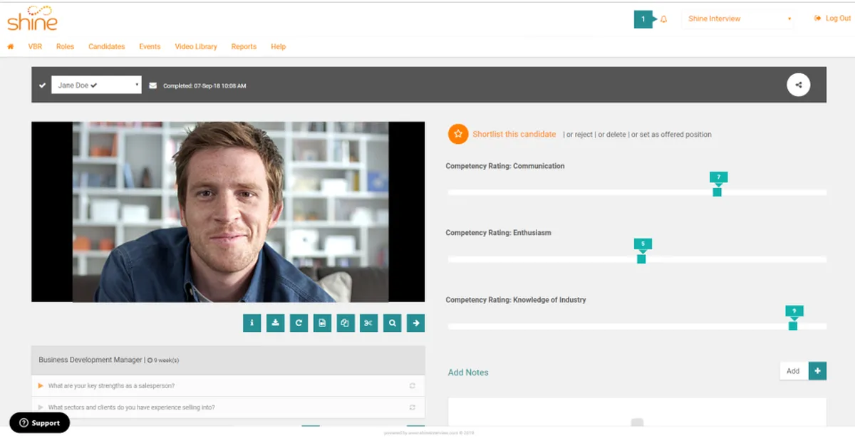 Shine : avis des utilisateurs, avantages & inconvénients de ce compte bancaire professionnel