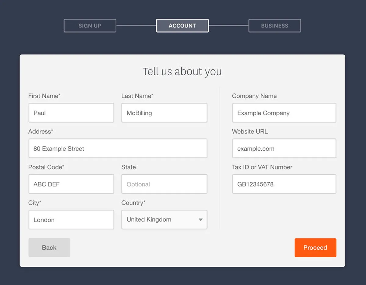 Interface Invoicely: fonctionnalités, prix, alternatives