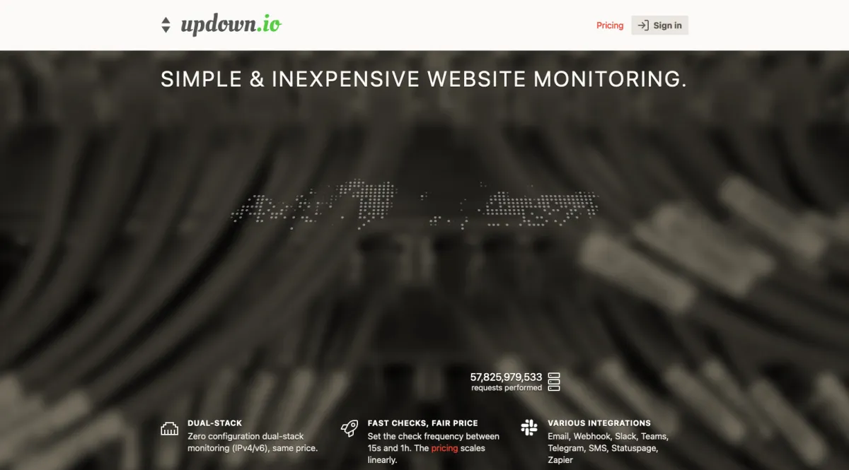Interface updown.io : fonctionnalités, prix, alternatives